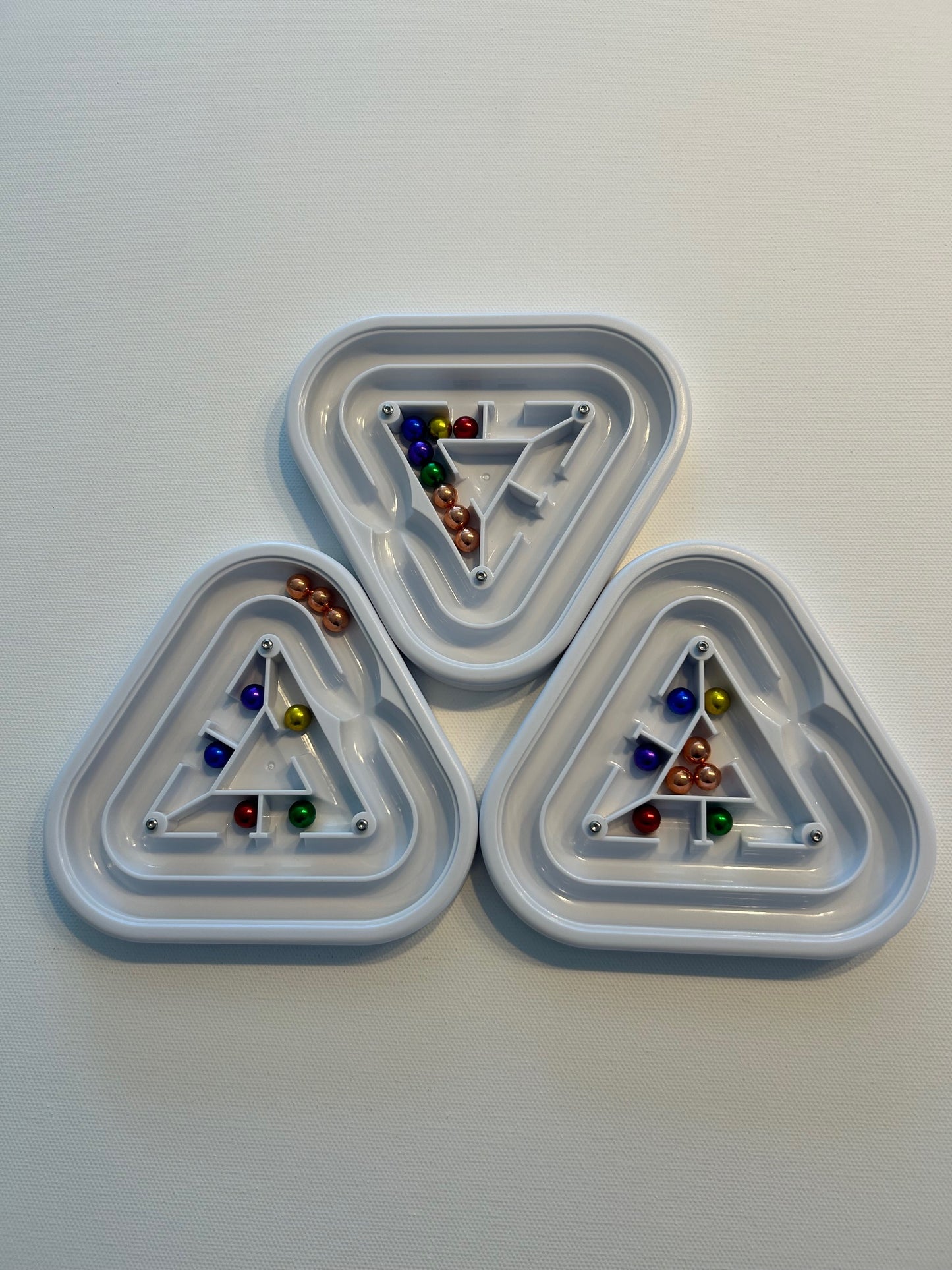 MAZE-O-RAMA  Kinetic Fidget Maze - Snow White